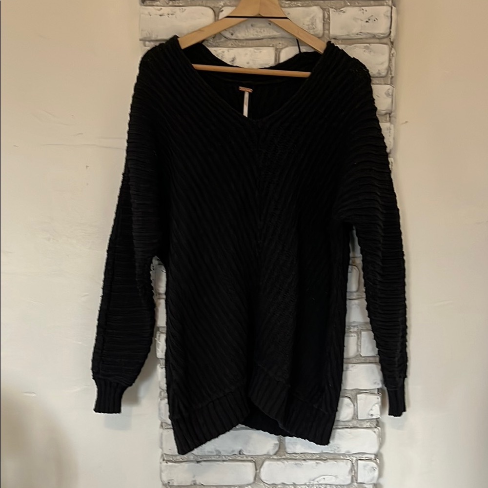 Free People Black V-Neck Women's Sweater